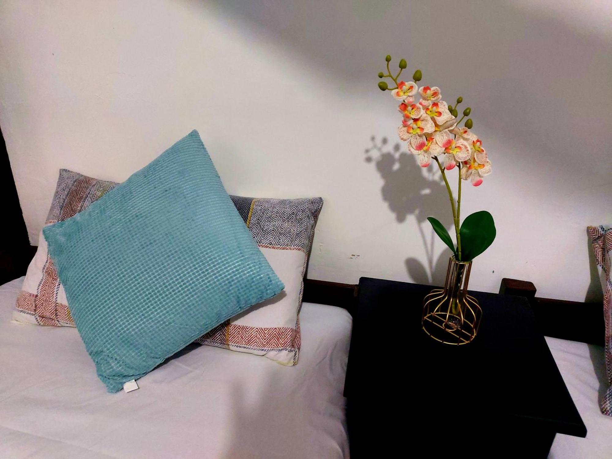 Amancio'S Balai - Near The Airport, City Center! Puerto Princesa Room photo